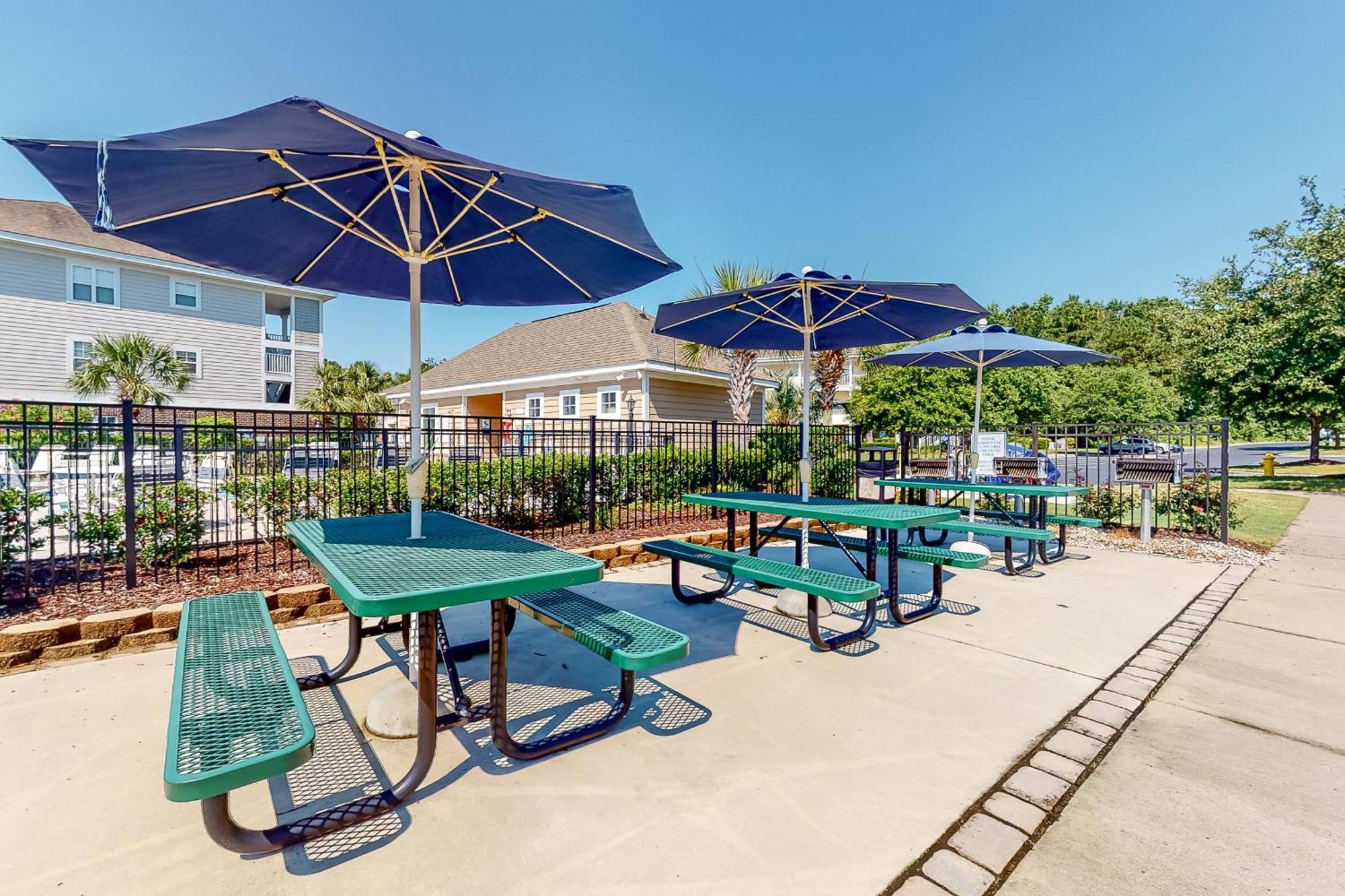 Yellow Daisy & Beach Escape North Myrtle Beach Exterior foto