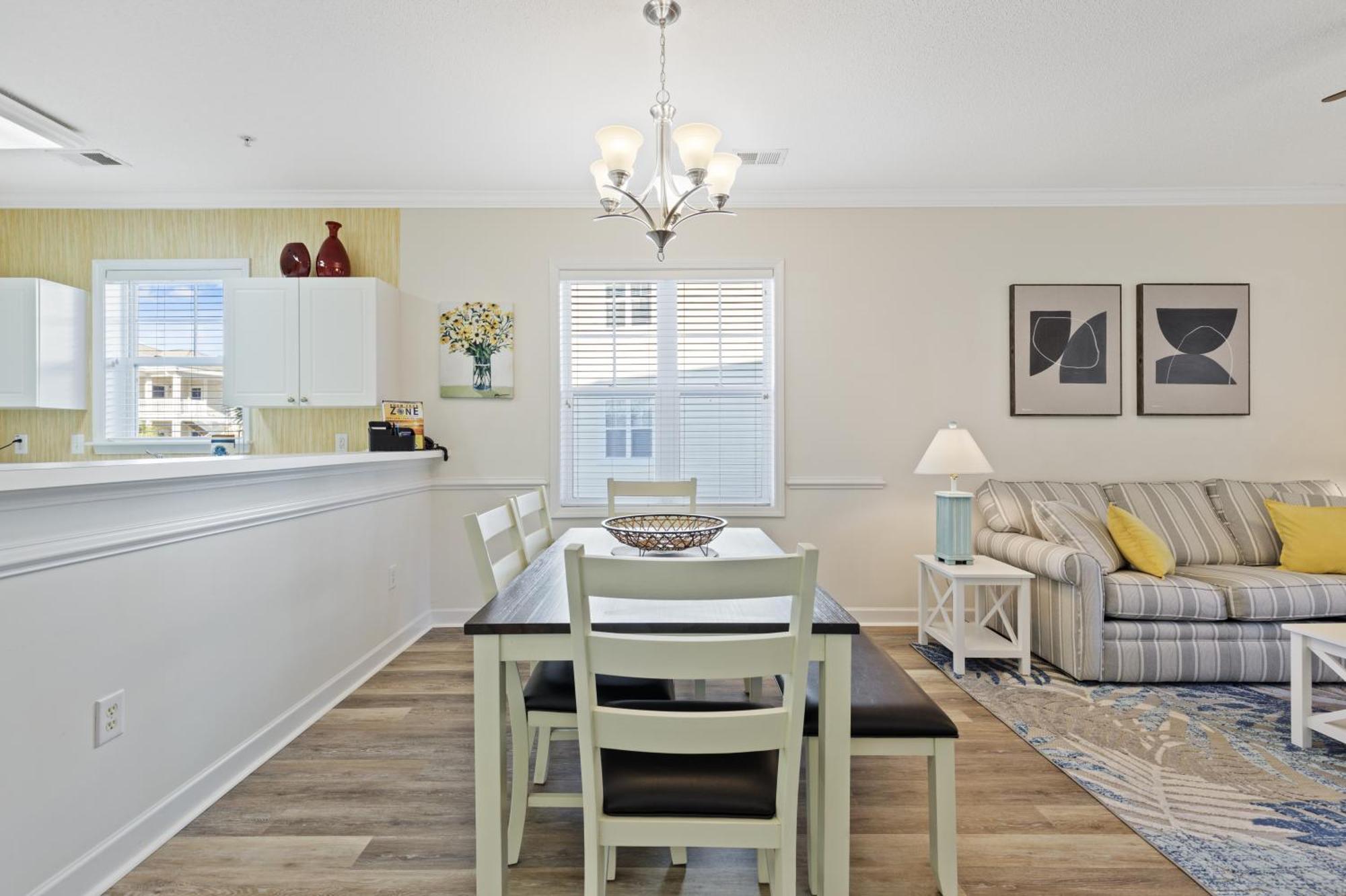Yellow Daisy & Beach Escape North Myrtle Beach Exterior foto